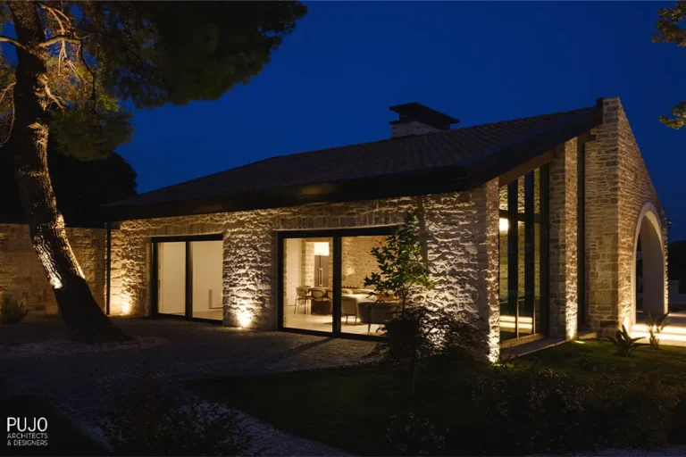 07-pujo-architects-and-designers-portfolio-dalmatina-dalmatia-croatia-exterior-interior-stone-facade-night